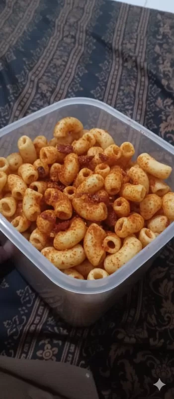 Makroni delon hijau pedas